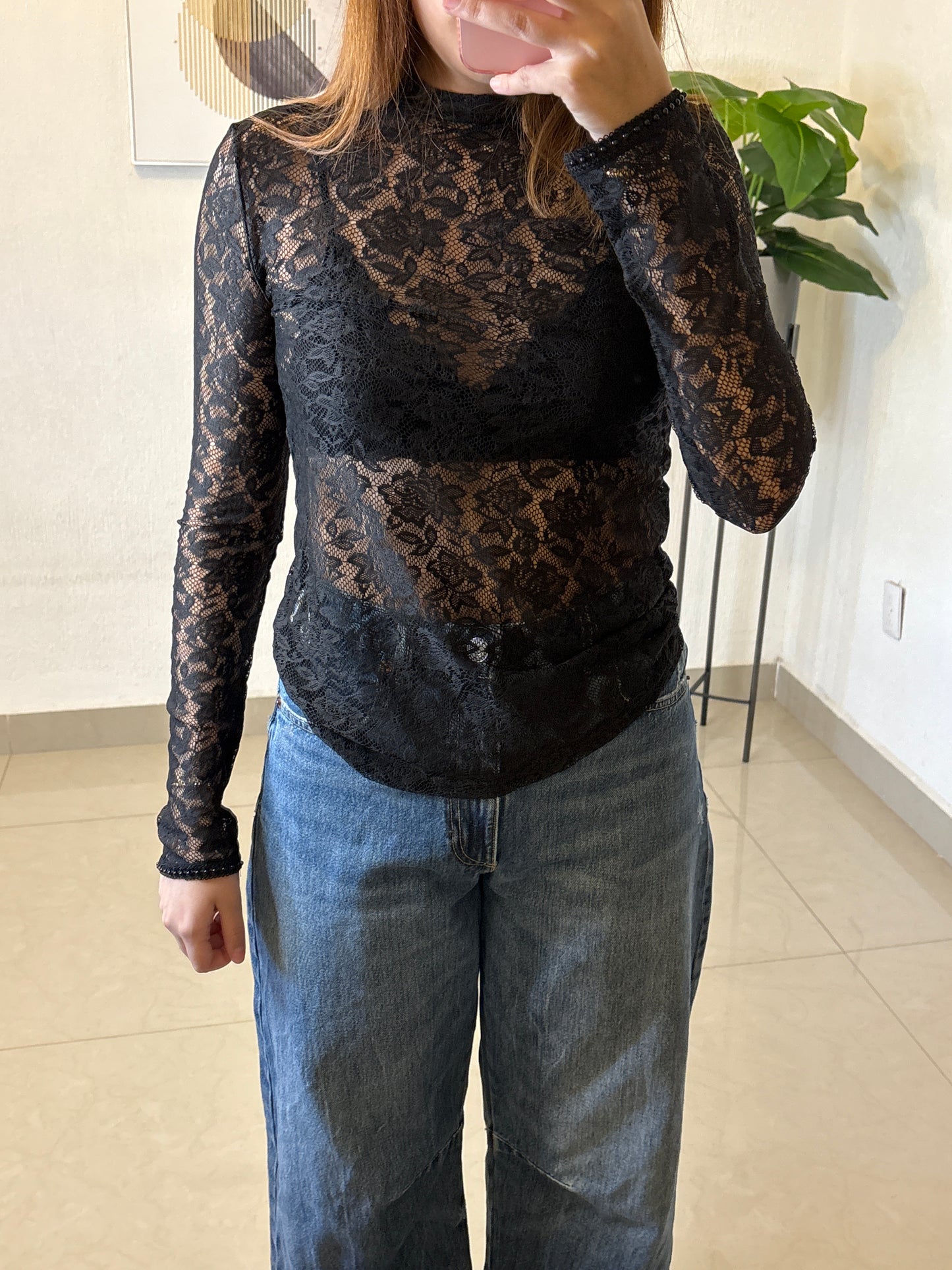 Blusa de encaje Nueva con etiqueta ZARA